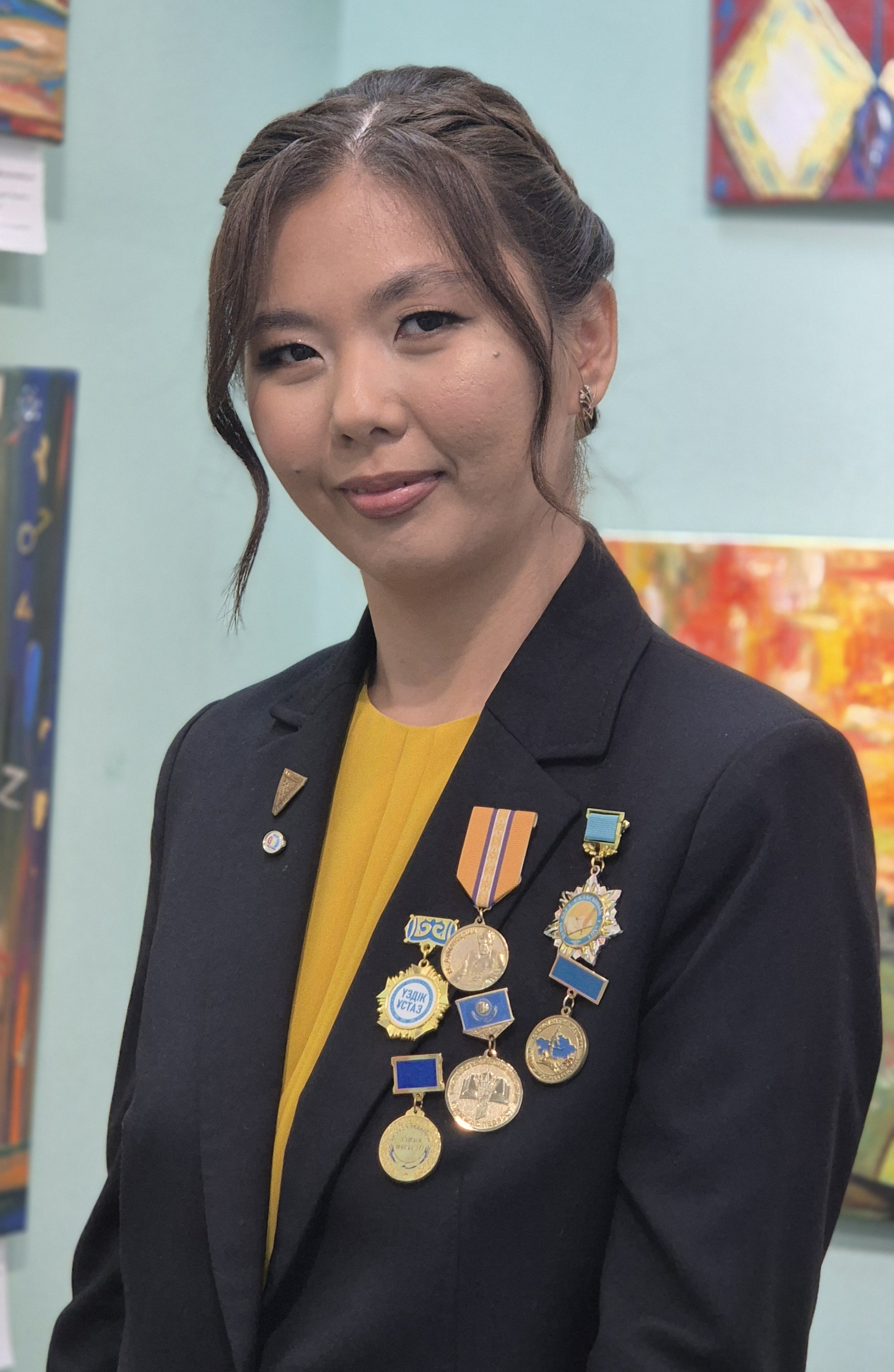 Экспрессионизм в преодолении: в Актобе открылась выставка художницы, получившей известность в Юго-Восточной Азии