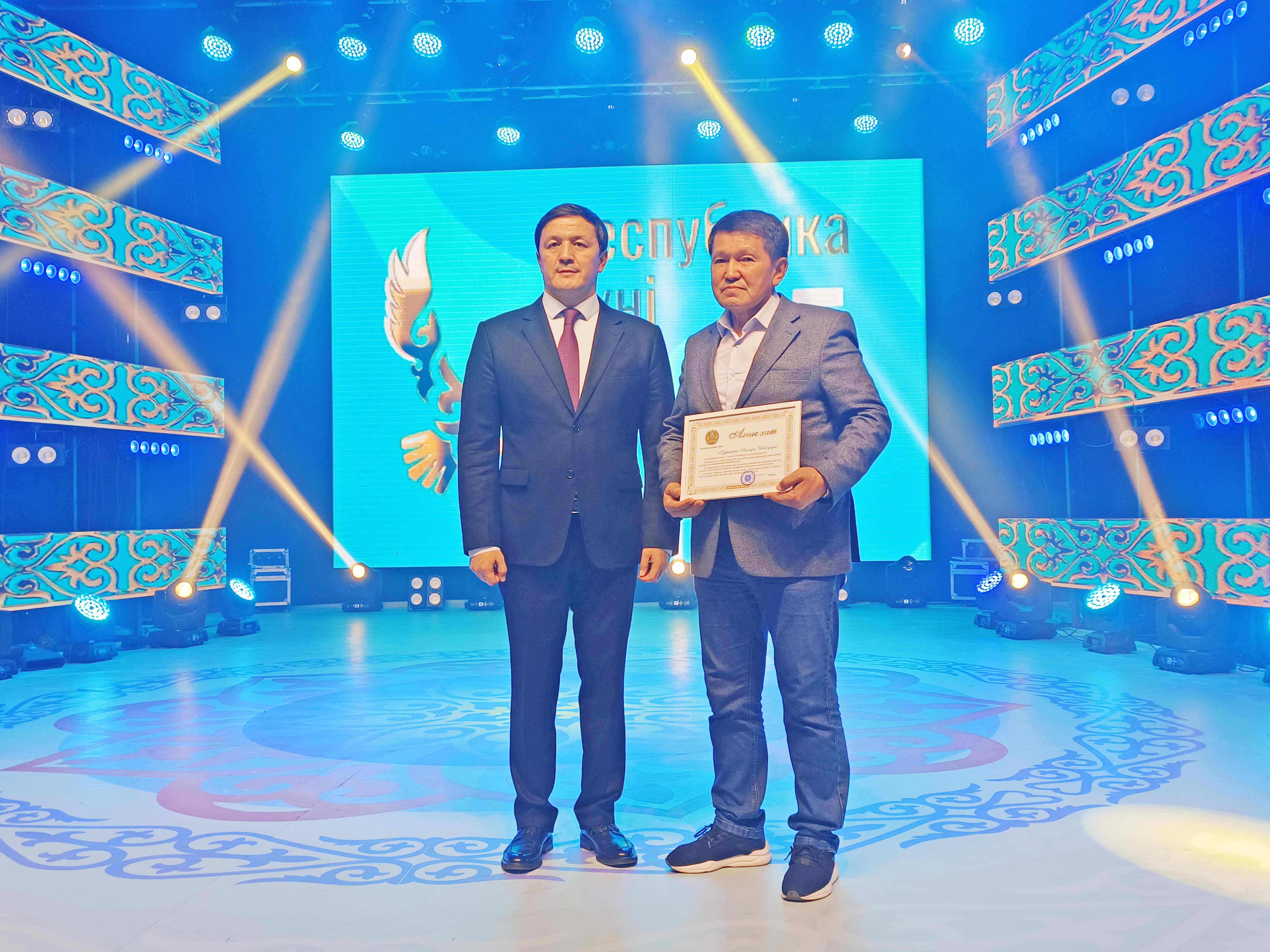 В Актобе отметили День Республики